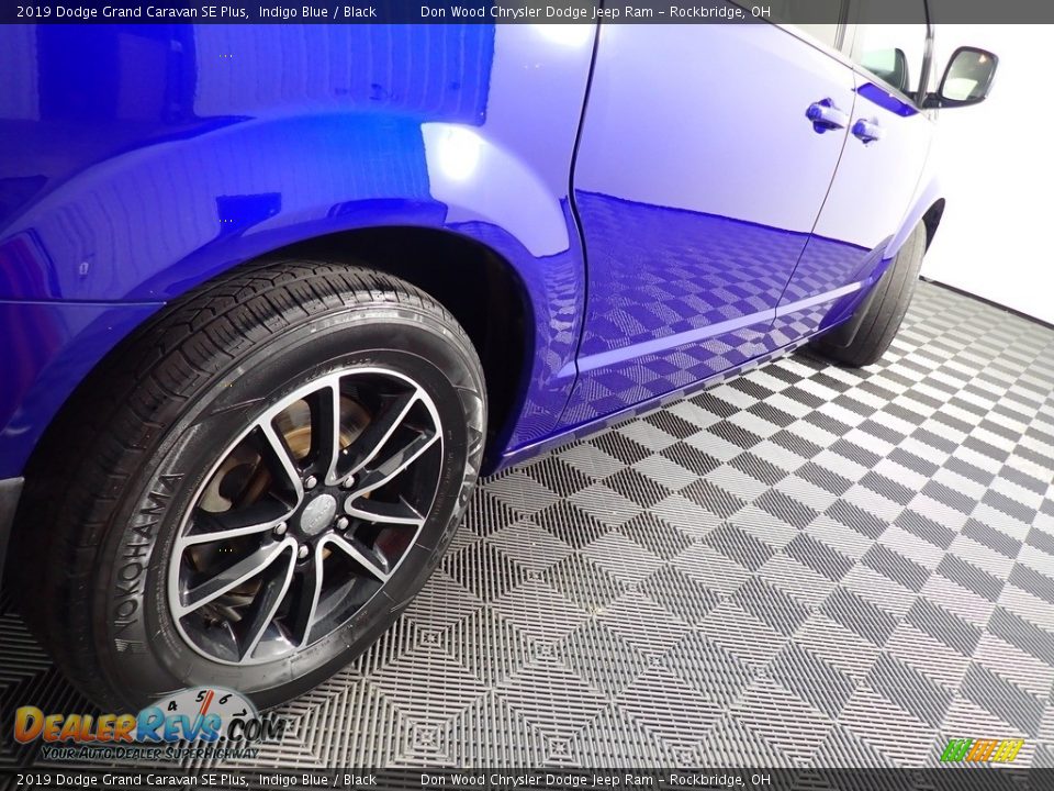 2019 Dodge Grand Caravan SE Plus Indigo Blue / Black Photo #18