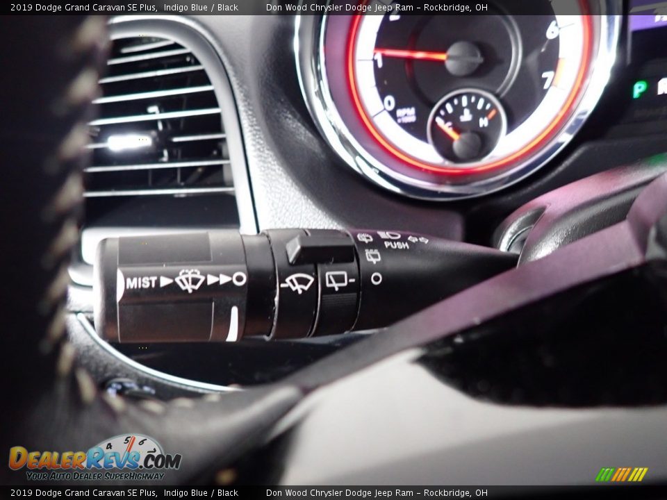 2019 Dodge Grand Caravan SE Plus Indigo Blue / Black Photo #33