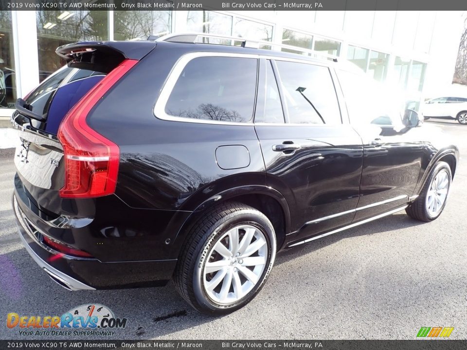 2019 Volvo XC90 T6 AWD Momentum Onyx Black Metallic / Maroon Photo #3