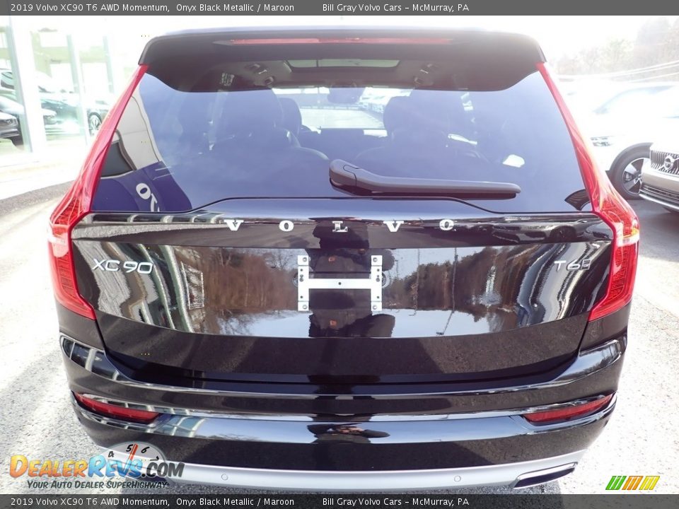 2019 Volvo XC90 T6 AWD Momentum Onyx Black Metallic / Maroon Photo #4