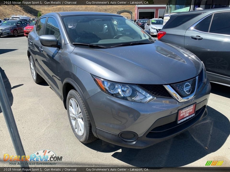 2018 Nissan Rogue Sport S Gun Metallic / Charcoal Photo #1