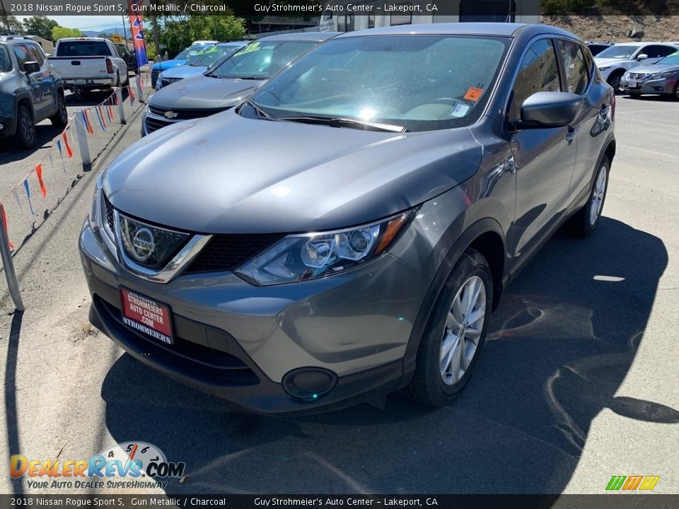 2018 Nissan Rogue Sport S Gun Metallic / Charcoal Photo #2