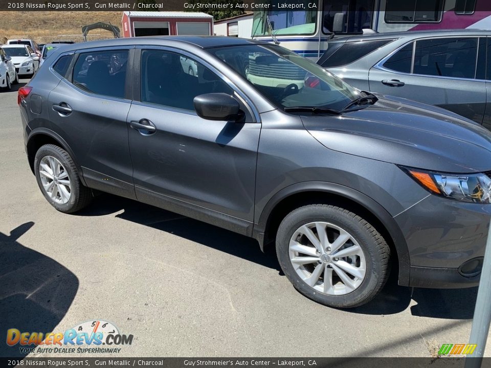 2018 Nissan Rogue Sport S Gun Metallic / Charcoal Photo #4