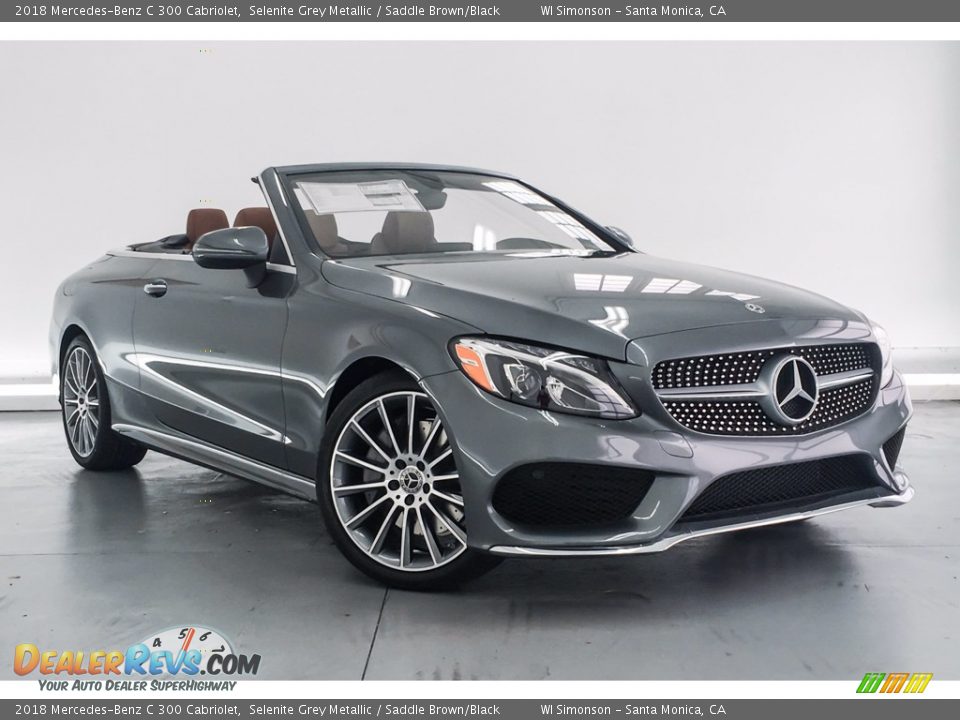 Front 3/4 View of 2018 Mercedes-Benz C 300 Cabriolet Photo #12