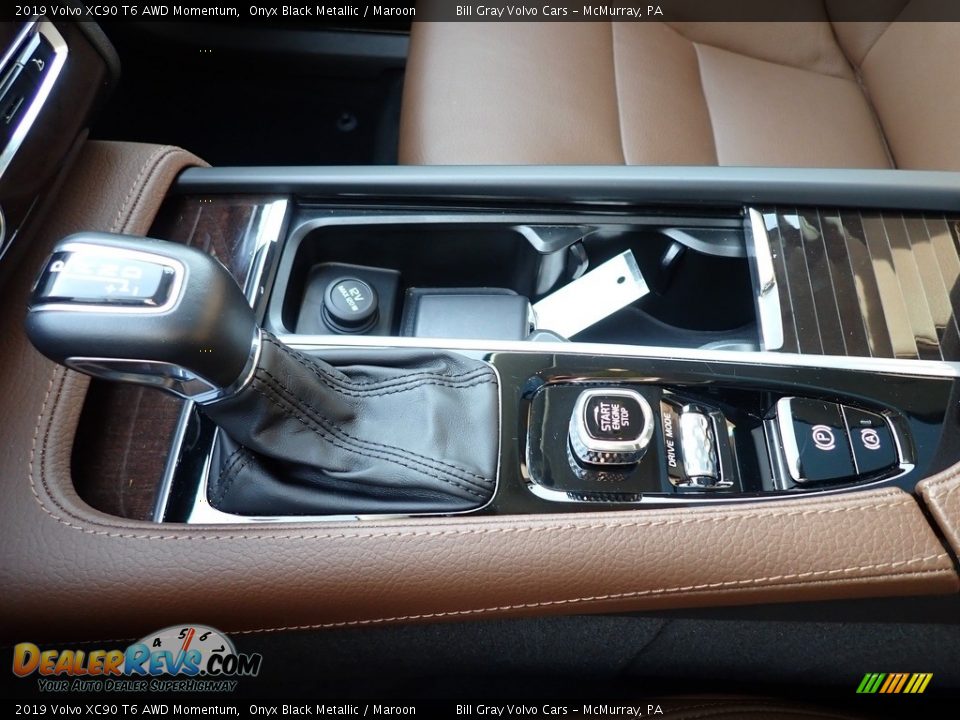 2019 Volvo XC90 T6 AWD Momentum Shifter Photo #21