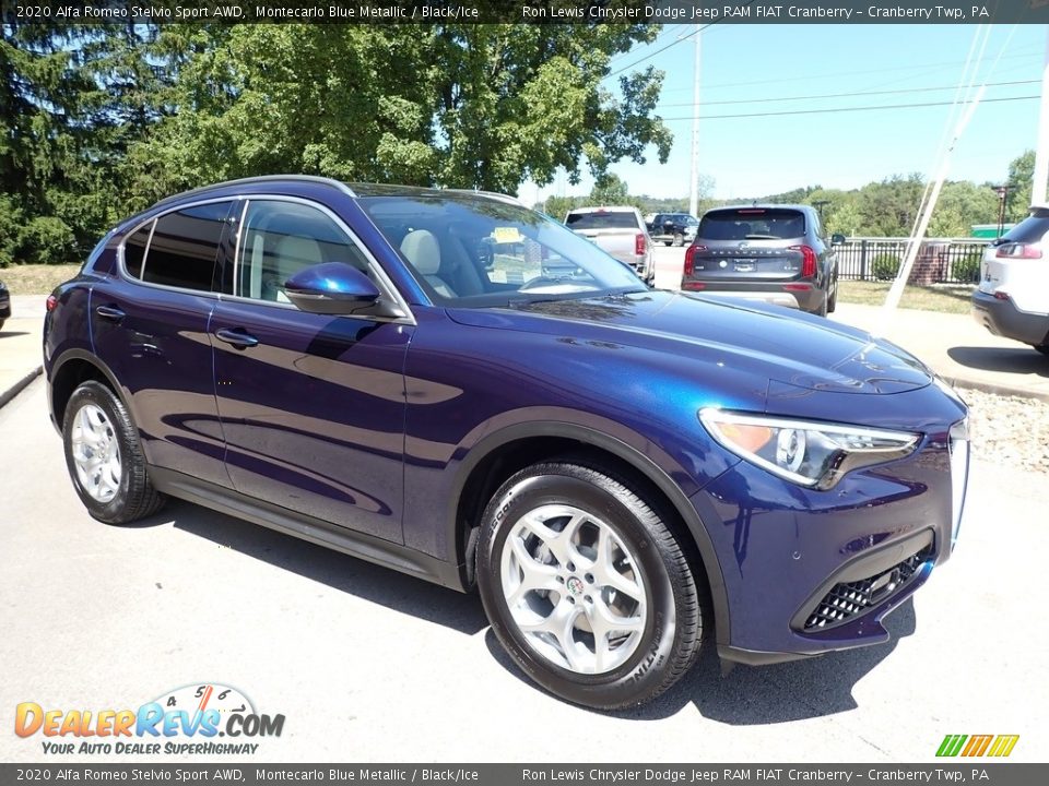 Front 3/4 View of 2020 Alfa Romeo Stelvio Sport AWD Photo #3