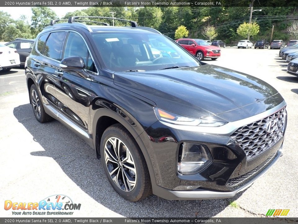 Front 3/4 View of 2020 Hyundai Santa Fe SEL 2.0 AWD Photo #2