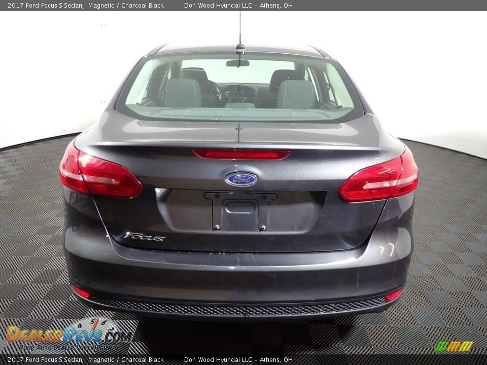 2017 Ford Focus S Sedan Magnetic / Charcoal Black Photo #11