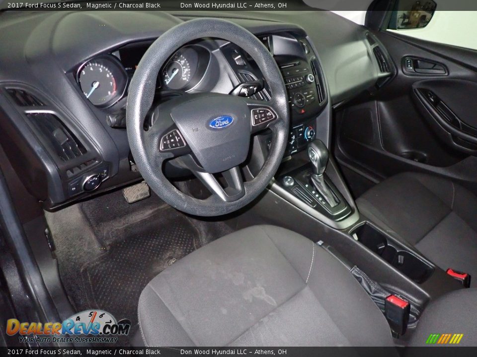 2017 Ford Focus S Sedan Magnetic / Charcoal Black Photo #18