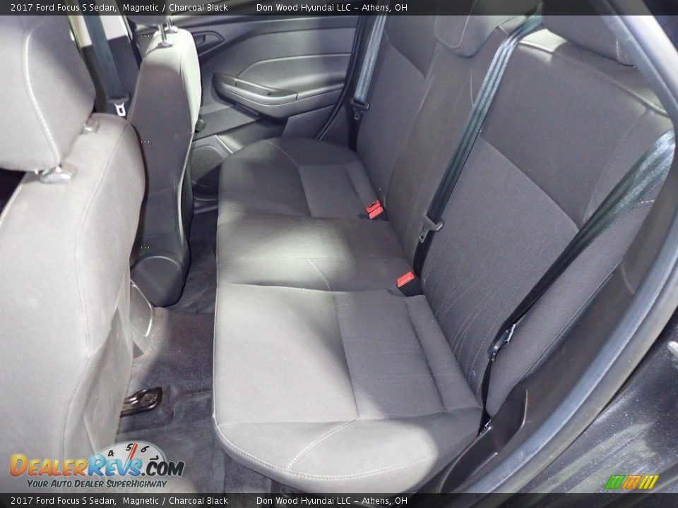 2017 Ford Focus S Sedan Magnetic / Charcoal Black Photo #20