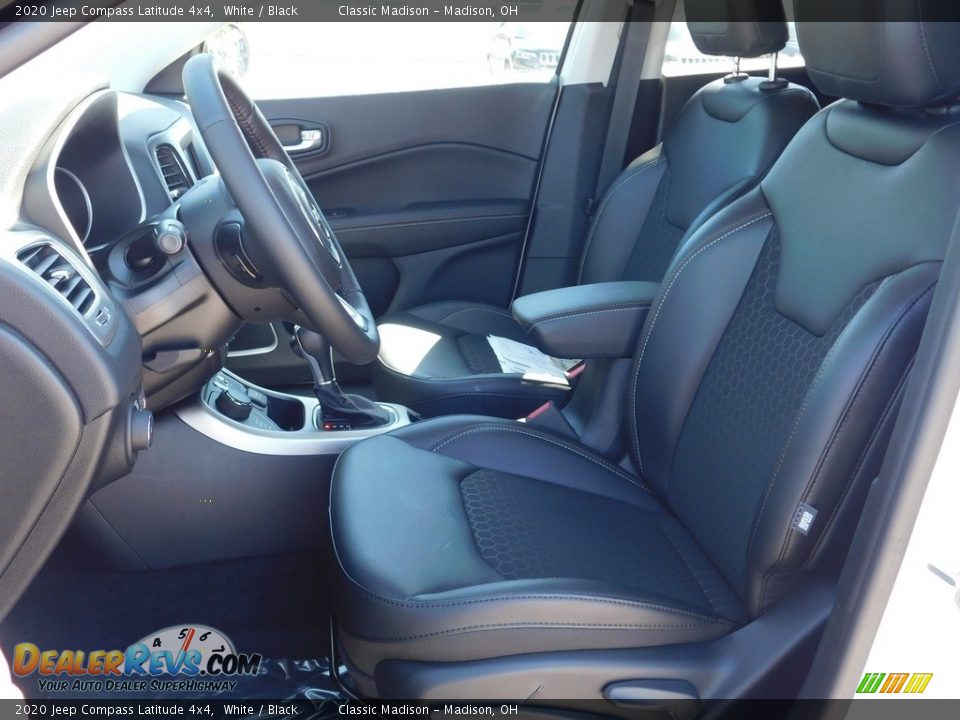 2020 Jeep Compass Latitude 4x4 White / Black Photo #9