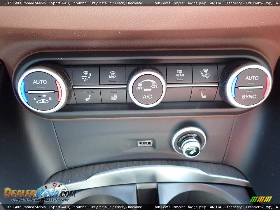 Controls of 2020 Alfa Romeo Stelvio TI Sport AWD Photo #19