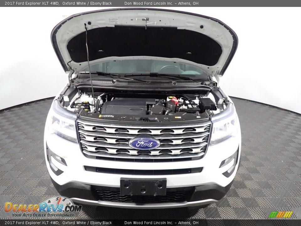 2017 Ford Explorer XLT 4WD Oxford White / Ebony Black Photo #5