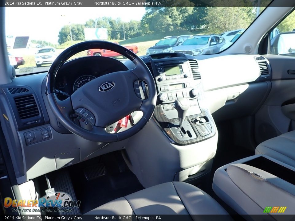 Front Seat of 2014 Kia Sedona EX Photo #19