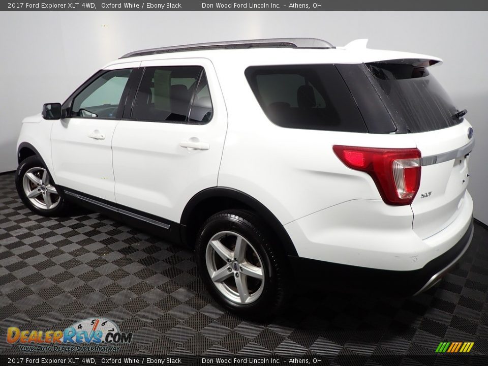 2017 Ford Explorer XLT 4WD Oxford White / Ebony Black Photo #9