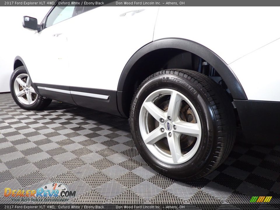 2017 Ford Explorer XLT 4WD Oxford White / Ebony Black Photo #10