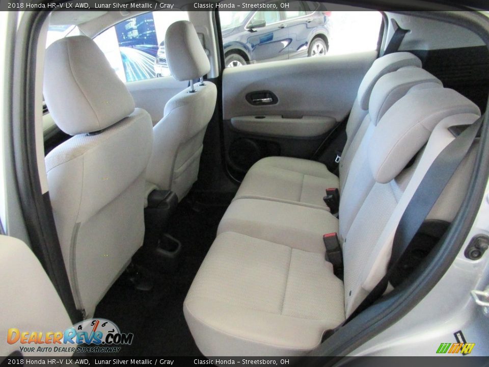 2018 Honda HR-V LX AWD Lunar Silver Metallic / Gray Photo #24