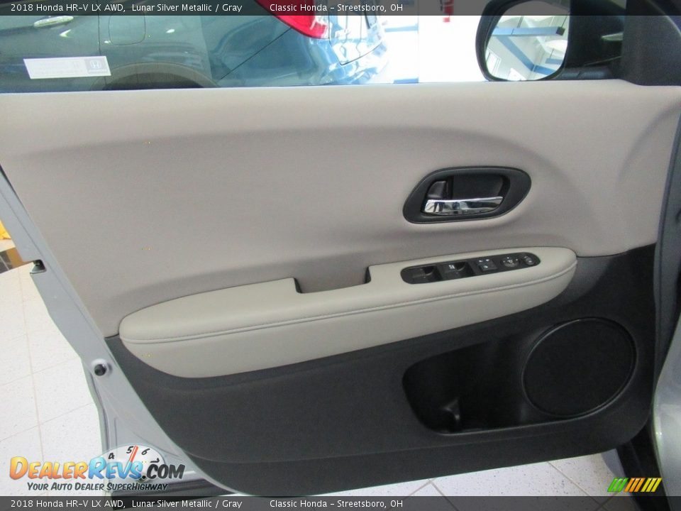2018 Honda HR-V LX AWD Lunar Silver Metallic / Gray Photo #27