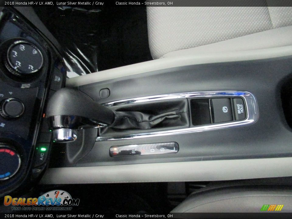 2018 Honda HR-V LX AWD Lunar Silver Metallic / Gray Photo #34