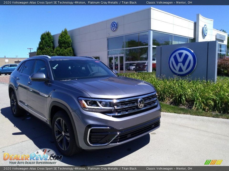 2020 Volkswagen Atlas Cross Sport SE Technology 4Motion Platinum Gray Metallic / Titan Black Photo #1