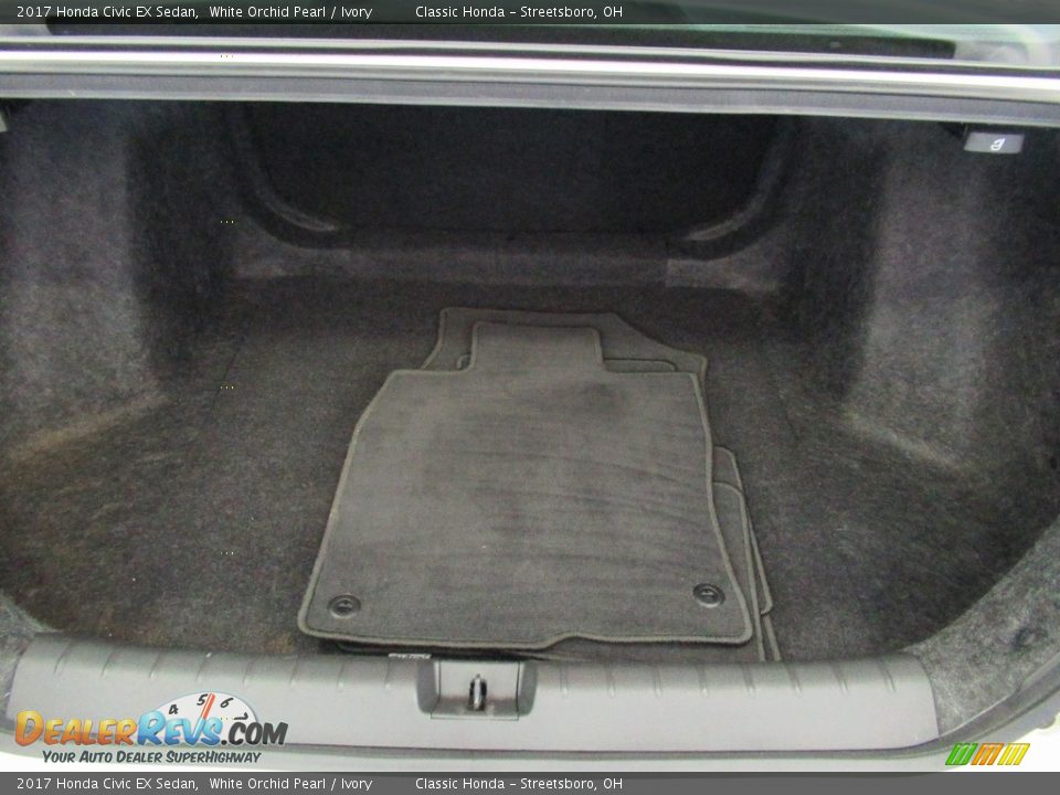 2017 Honda Civic EX Sedan Trunk Photo #21