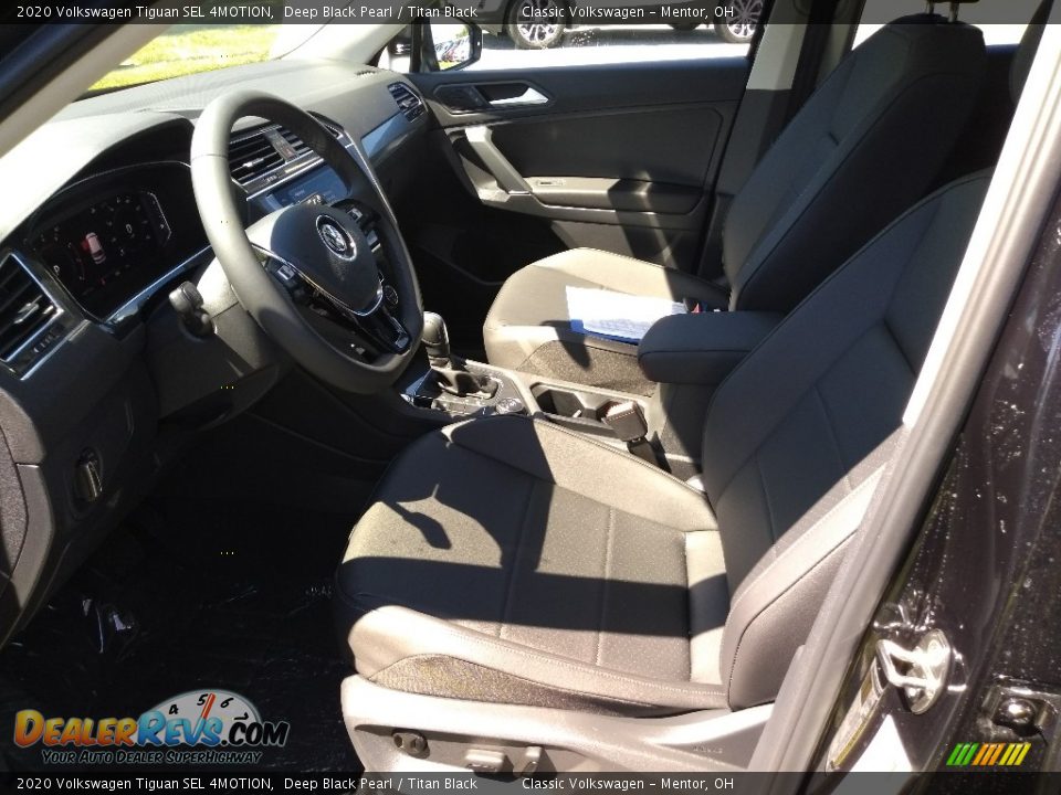 2020 Volkswagen Tiguan SEL 4MOTION Deep Black Pearl / Titan Black Photo #4
