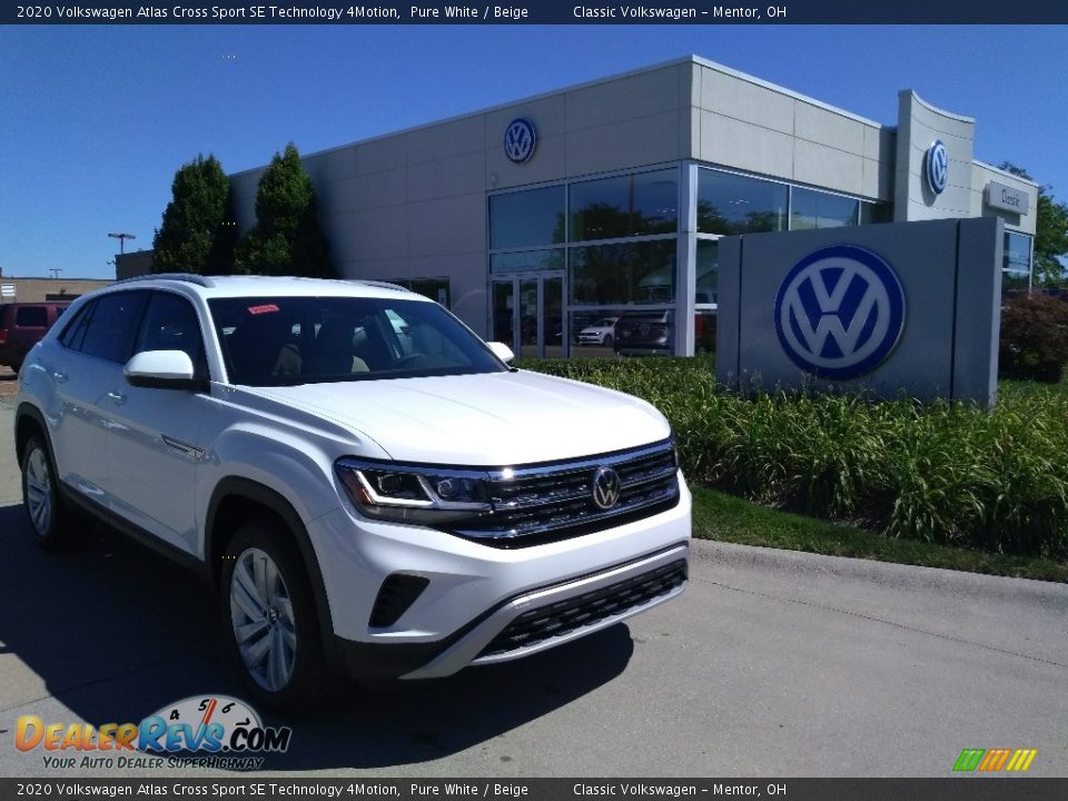 2020 Volkswagen Atlas Cross Sport SE Technology 4Motion Pure White / Beige Photo #1