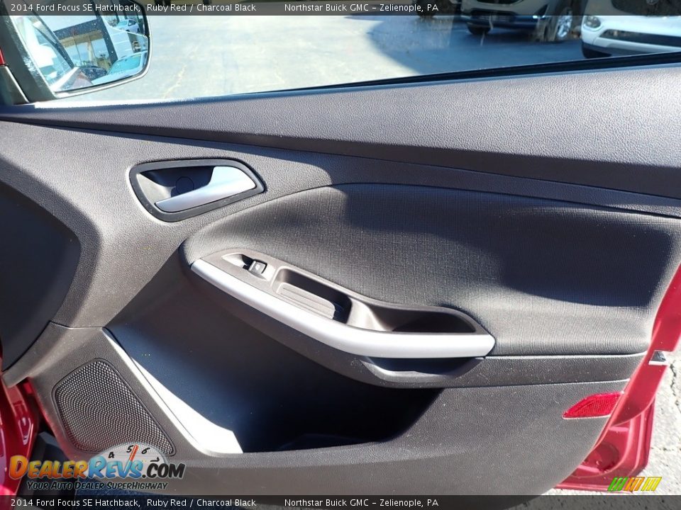 2014 Ford Focus SE Hatchback Ruby Red / Charcoal Black Photo #7