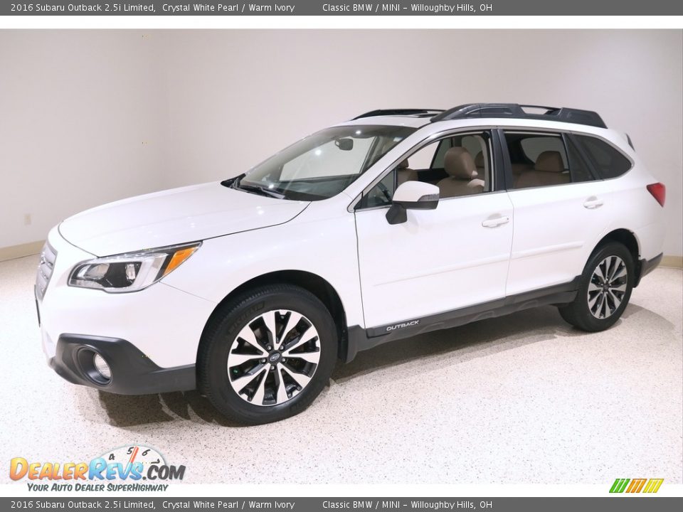 Crystal White Pearl 2016 Subaru Outback 2.5i Limited Photo #3