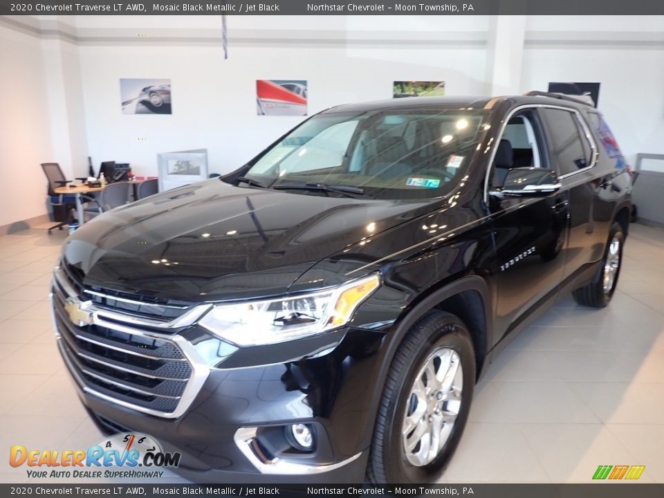 2020 Chevrolet Traverse LT AWD Mosaic Black Metallic / Jet Black Photo #1