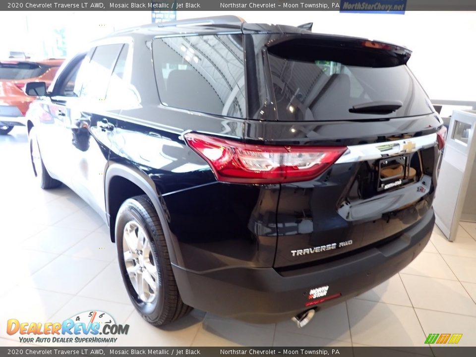 2020 Chevrolet Traverse LT AWD Mosaic Black Metallic / Jet Black Photo #3