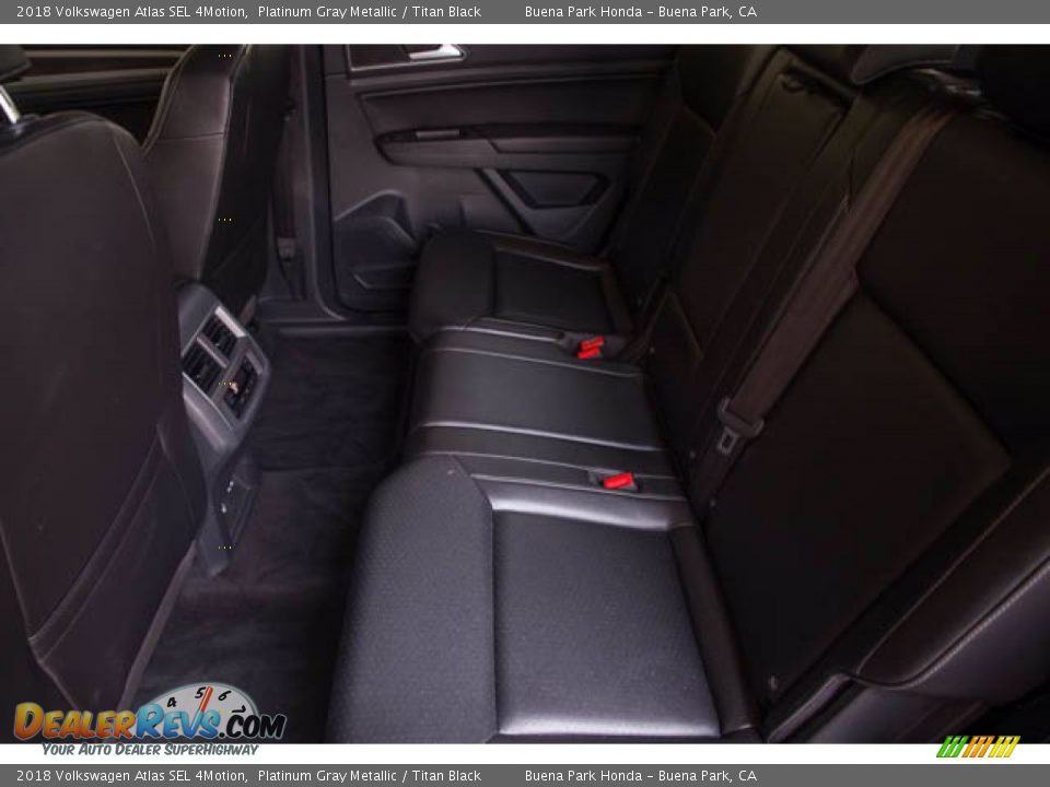 2018 Volkswagen Atlas SEL 4Motion Platinum Gray Metallic / Titan Black Photo #4