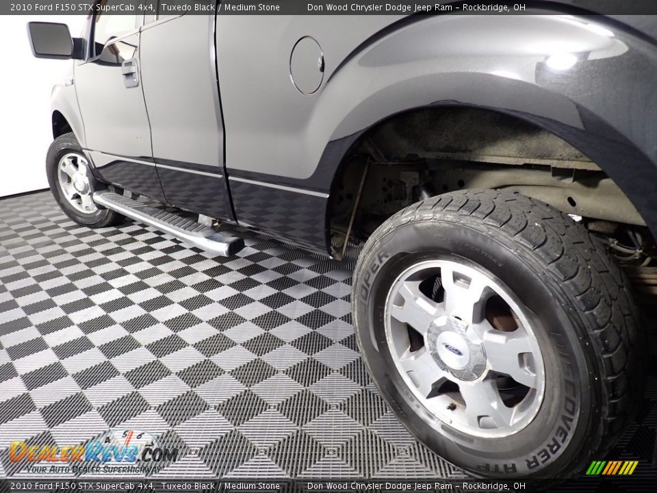 2010 Ford F150 STX SuperCab 4x4 Tuxedo Black / Medium Stone Photo #9