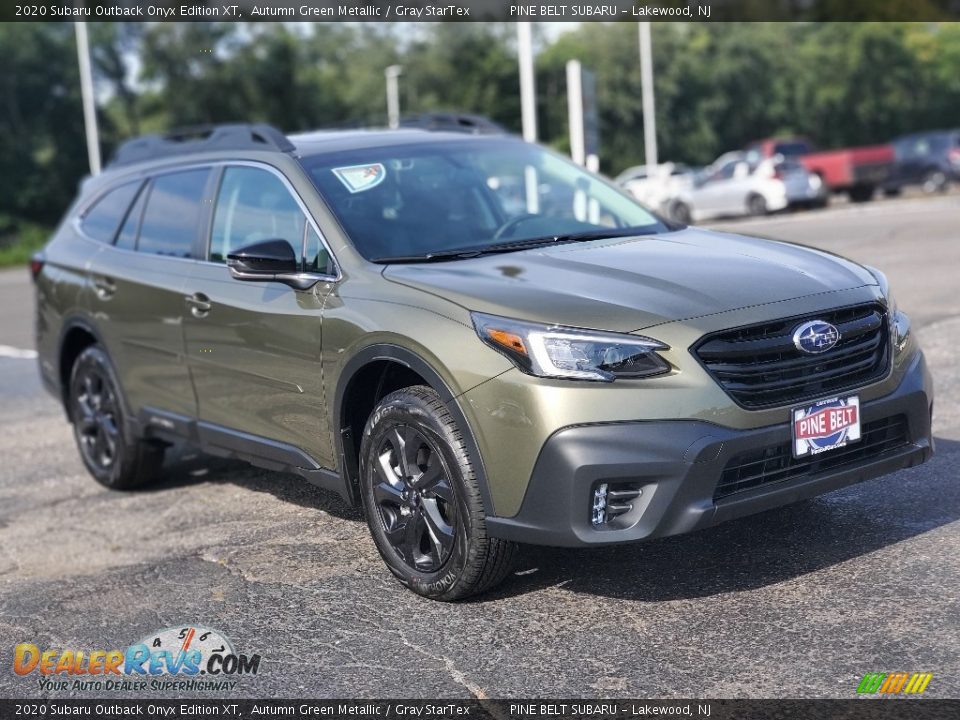 Front 3/4 View of 2020 Subaru Outback Onyx Edition XT Photo #1