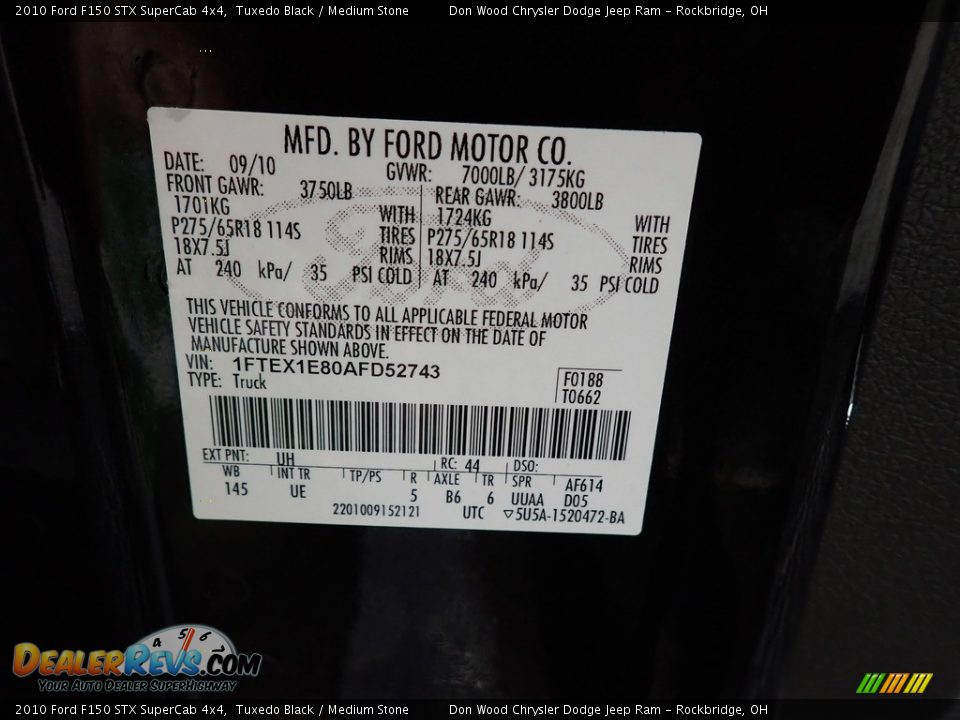 2010 Ford F150 STX SuperCab 4x4 Tuxedo Black / Medium Stone Photo #31