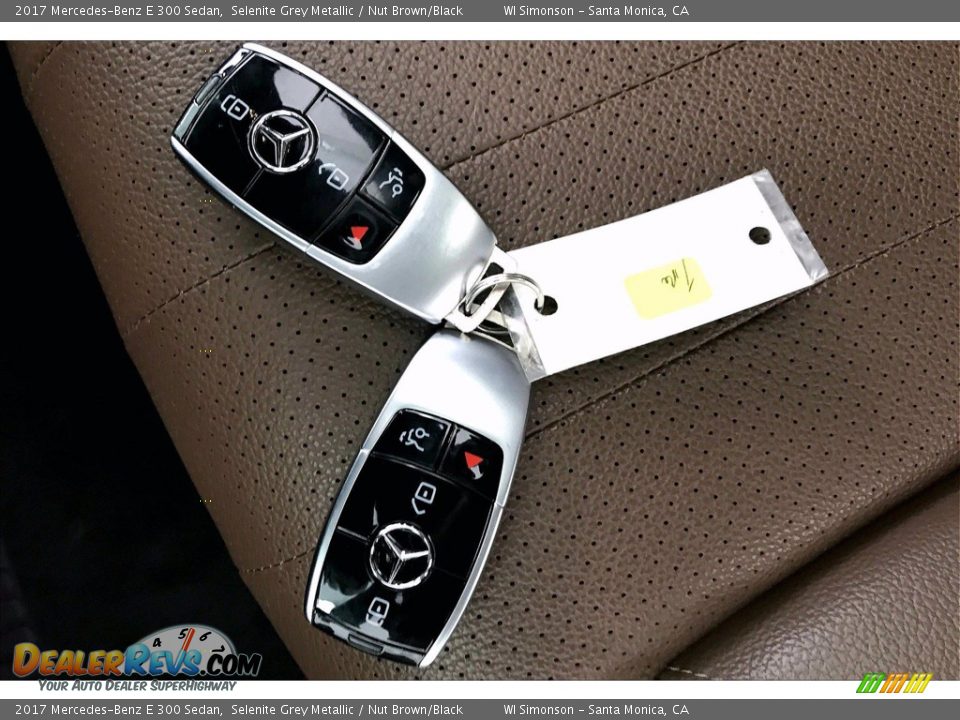 2017 Mercedes-Benz E 300 Sedan Selenite Grey Metallic / Nut Brown/Black Photo #11