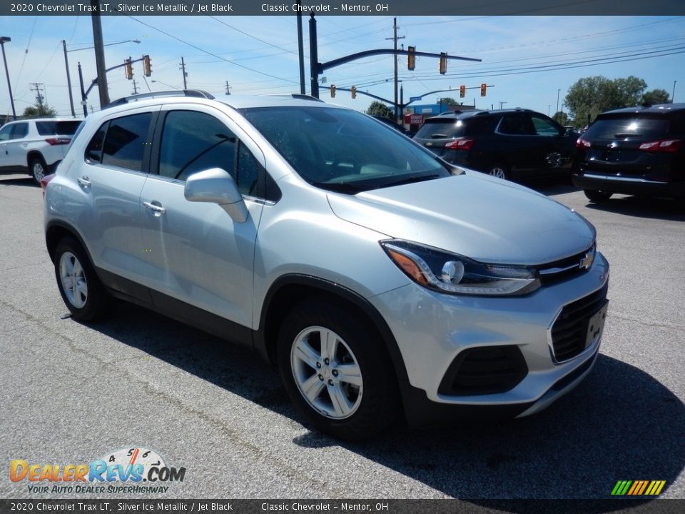 2020 Chevrolet Trax LT Silver Ice Metallic / Jet Black Photo #3