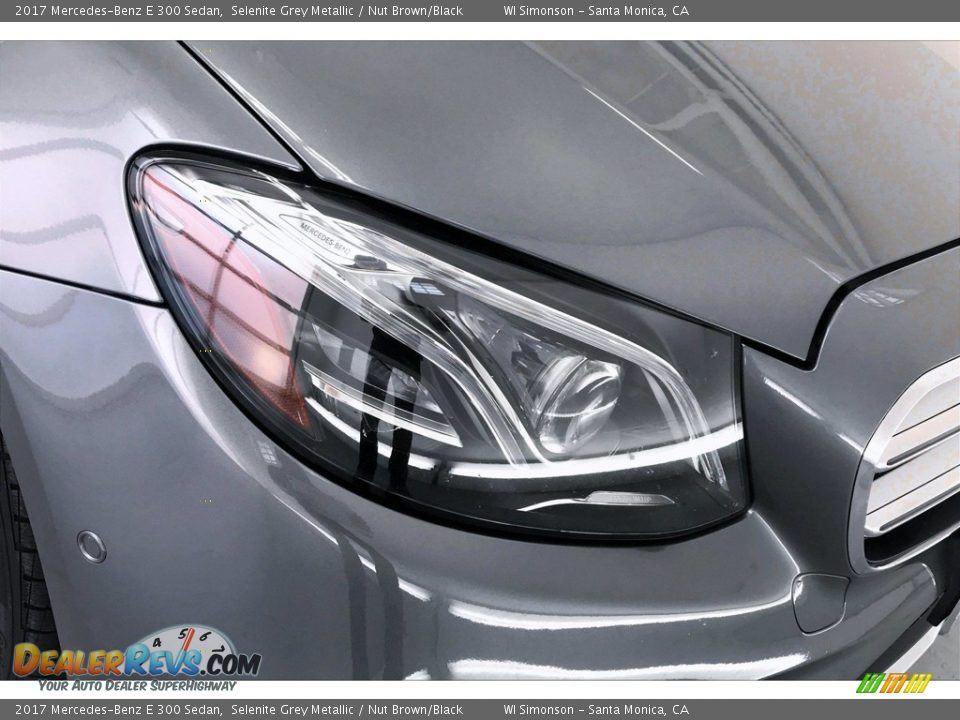 2017 Mercedes-Benz E 300 Sedan Selenite Grey Metallic / Nut Brown/Black Photo #32