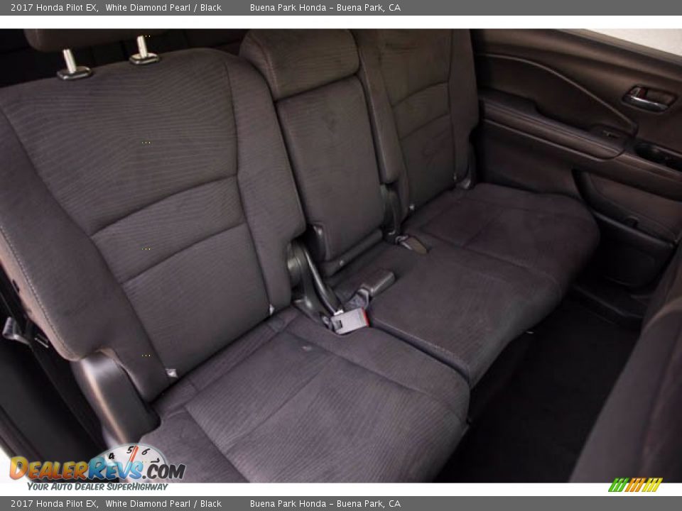 2017 Honda Pilot EX White Diamond Pearl / Black Photo #22