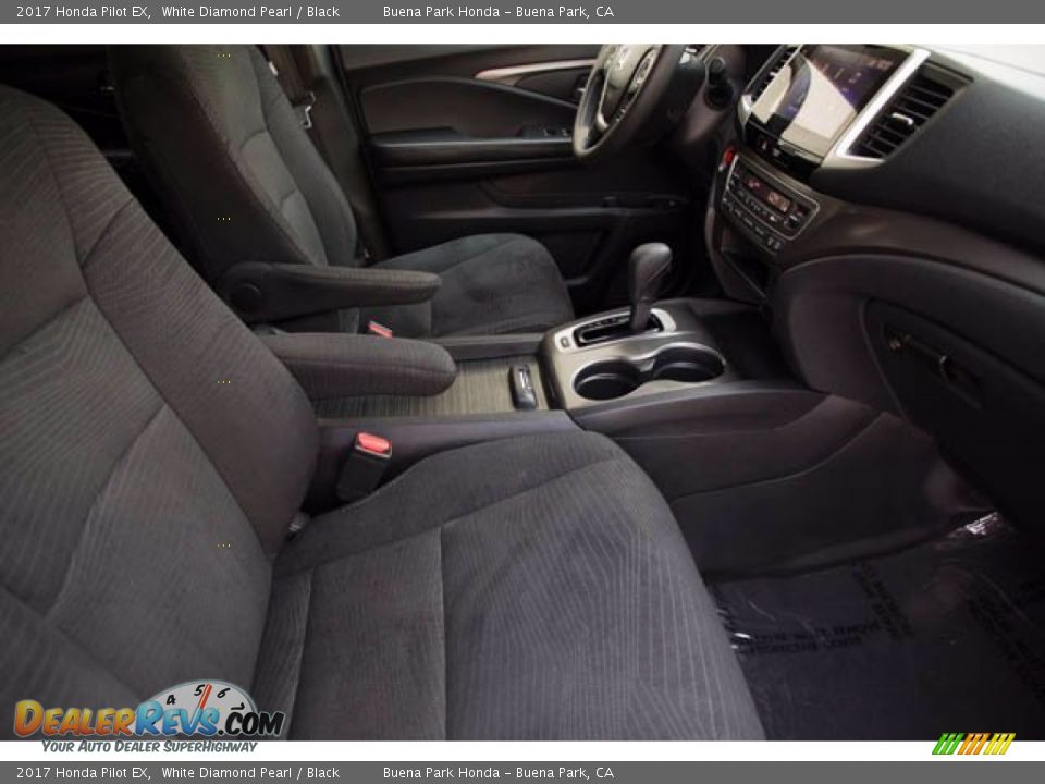 2017 Honda Pilot EX White Diamond Pearl / Black Photo #23