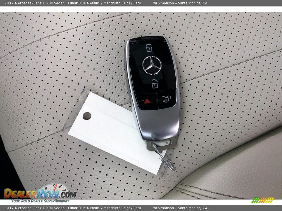 2017 Mercedes-Benz E 300 Sedan Lunar Blue Metallic / Macchiato Beige/Black Photo #10
