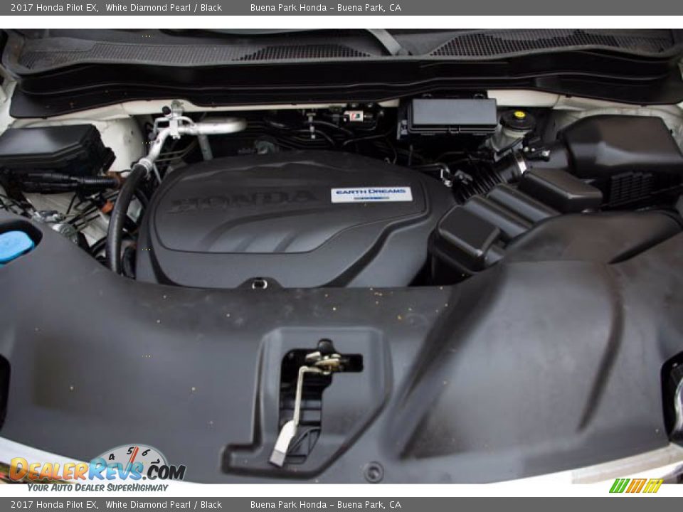 2017 Honda Pilot EX White Diamond Pearl / Black Photo #34