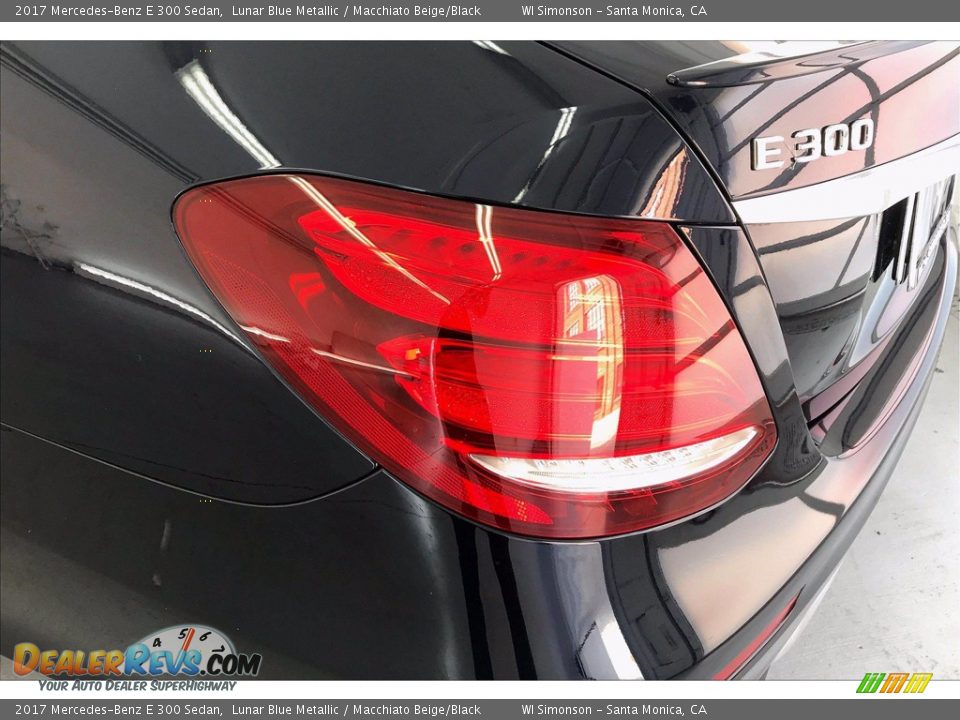 2017 Mercedes-Benz E 300 Sedan Lunar Blue Metallic / Macchiato Beige/Black Photo #24