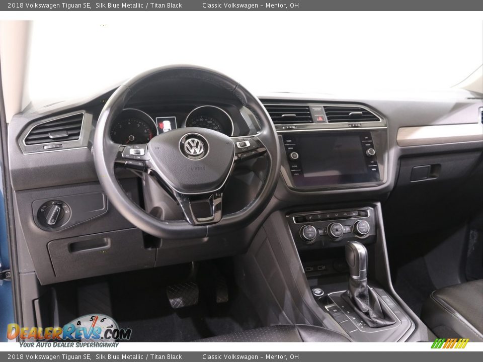 Dashboard of 2018 Volkswagen Tiguan SE Photo #6