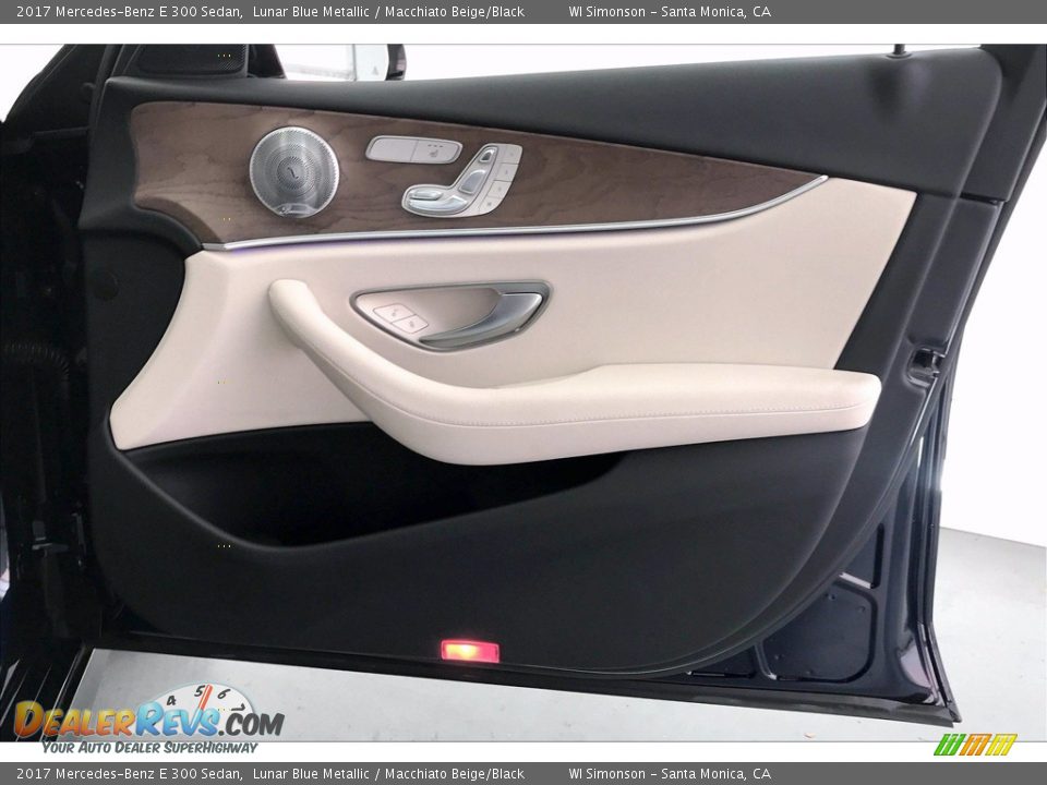 2017 Mercedes-Benz E 300 Sedan Lunar Blue Metallic / Macchiato Beige/Black Photo #28