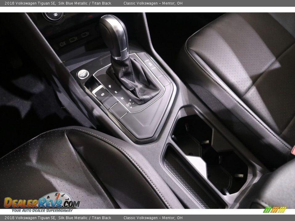 2018 Volkswagen Tiguan SE Shifter Photo #13