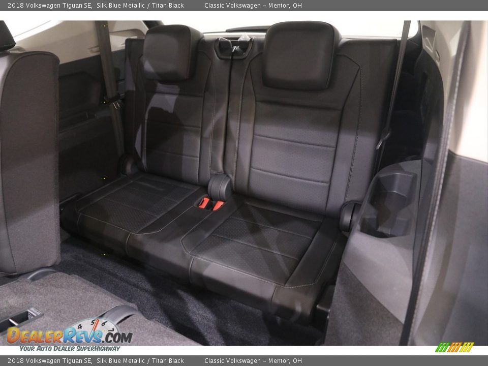 Rear Seat of 2018 Volkswagen Tiguan SE Photo #17