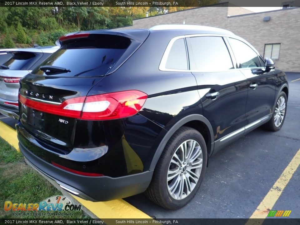 2017 Lincoln MKX Reserve AWD Black Velvet / Ebony Photo #3