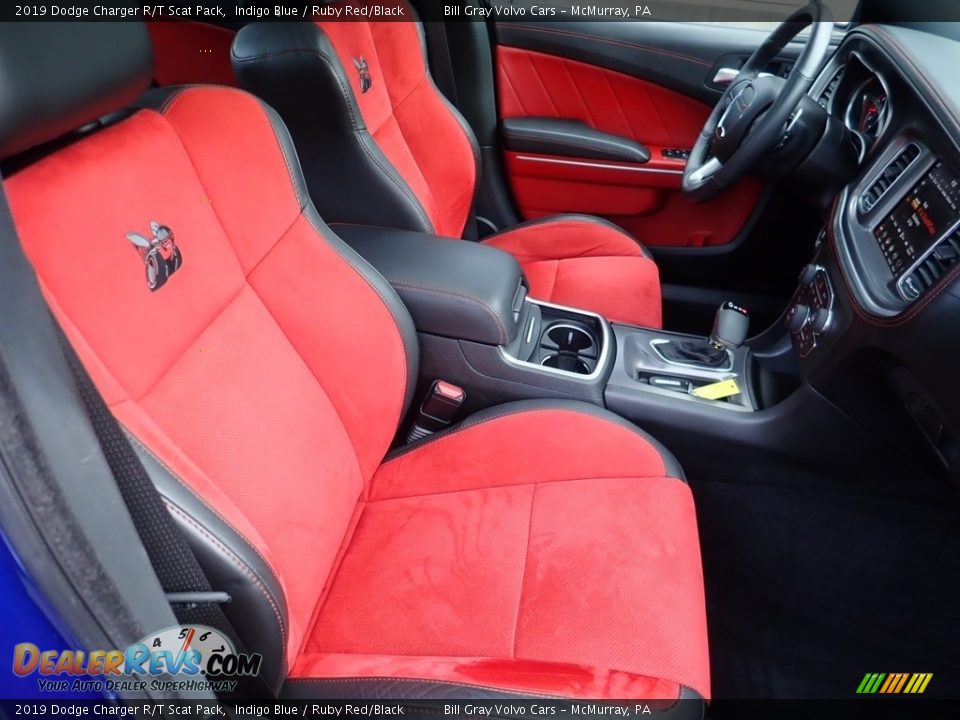 Front Seat of 2019 Dodge Charger R/T Scat Pack Photo #11