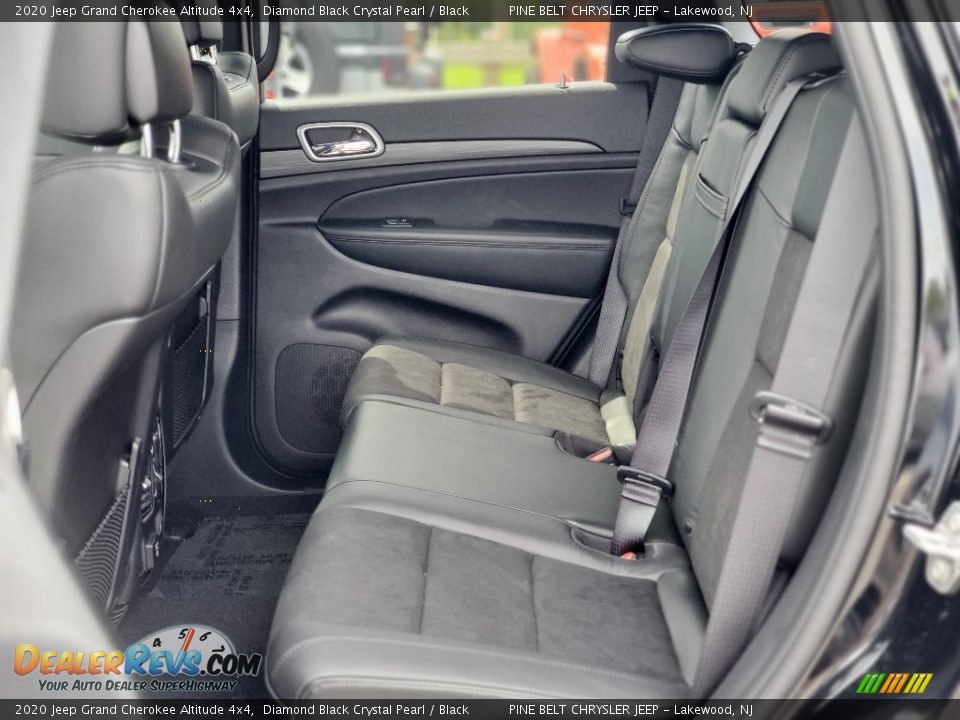 Rear Seat of 2020 Jeep Grand Cherokee Altitude 4x4 Photo #9